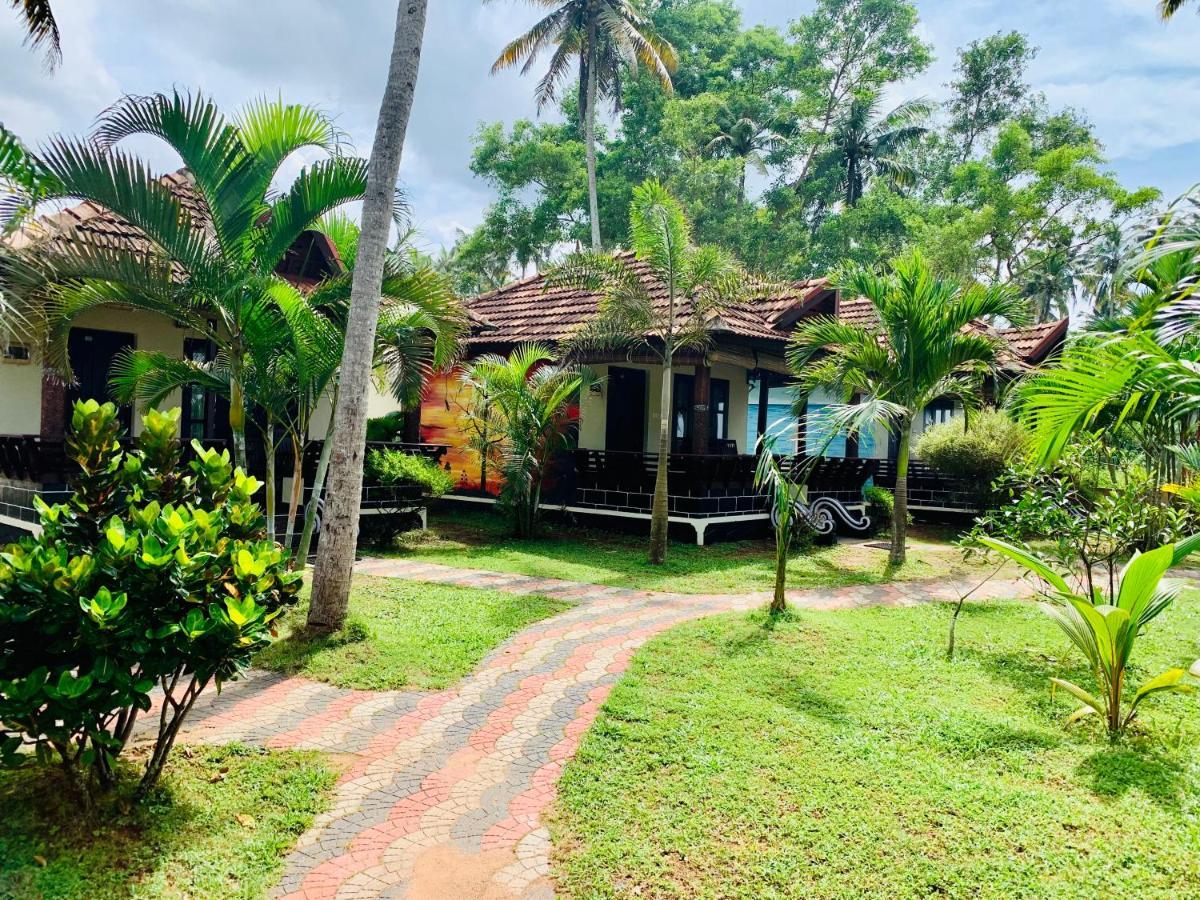 Maadathil Cottages Varkala Kültér fotó