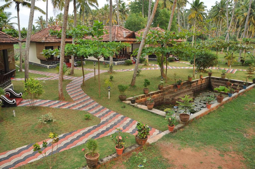 Maadathil Cottages Varkala Szoba fotó
